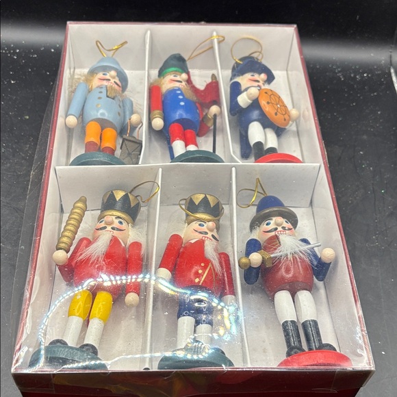 Nutcracker Wooden Christmas Ornaments Vintage Holiday Living orig box Set 6 Lot - Picture 6 of 7